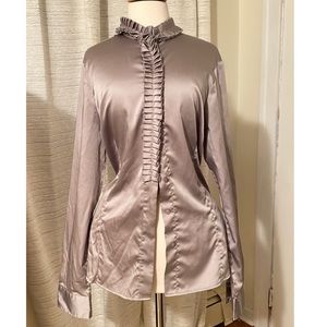 Oltre size 16 faux satin silver button down blouse accordion pleat trim NWOT